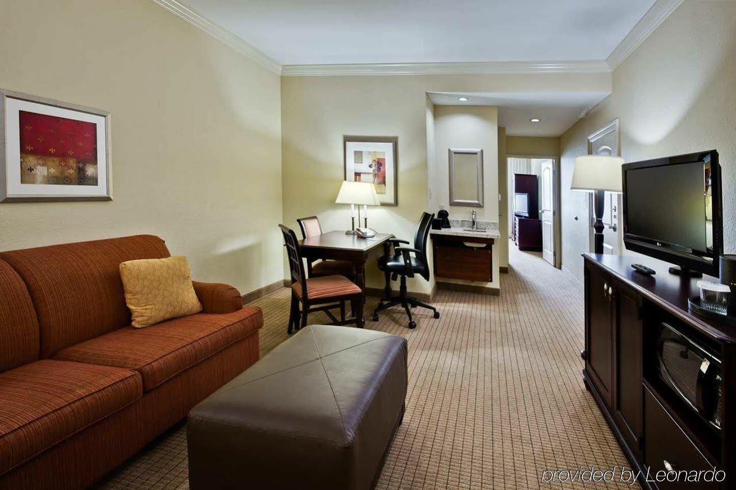 Embassy Suites By Hilton Tampa Brandon Heartland Dış mekan fotoğraf